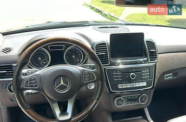 Внедорожник / Кроссовер Mercedes-Benz GLE-Class 2017 в 