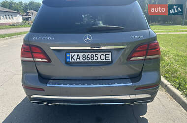 Внедорожник / Кроссовер Mercedes-Benz GLE-Class 2018 в 