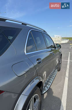 Внедорожник / Кроссовер Mercedes-Benz GLE-Class 2020 в 