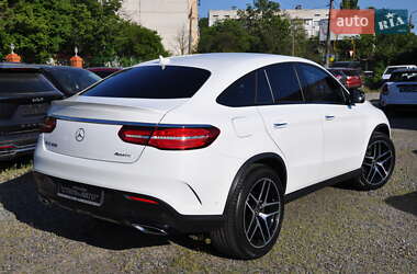 Внедорожник / Кроссовер Mercedes-Benz GLE-Class 2017 в 