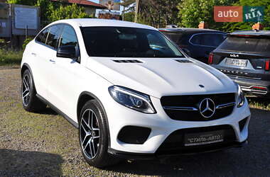 Внедорожник / Кроссовер Mercedes-Benz GLE-Class 2017 в 
