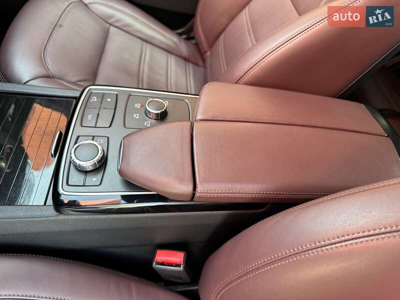 Внедорожник / Кроссовер Mercedes-Benz GLE-Class 2016 в Киеве