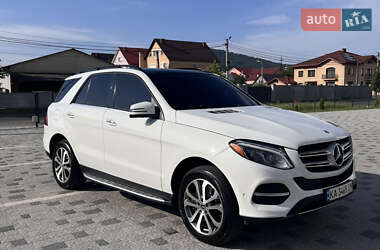 Внедорожник / Кроссовер Mercedes-Benz GLE-Class 2018 в 