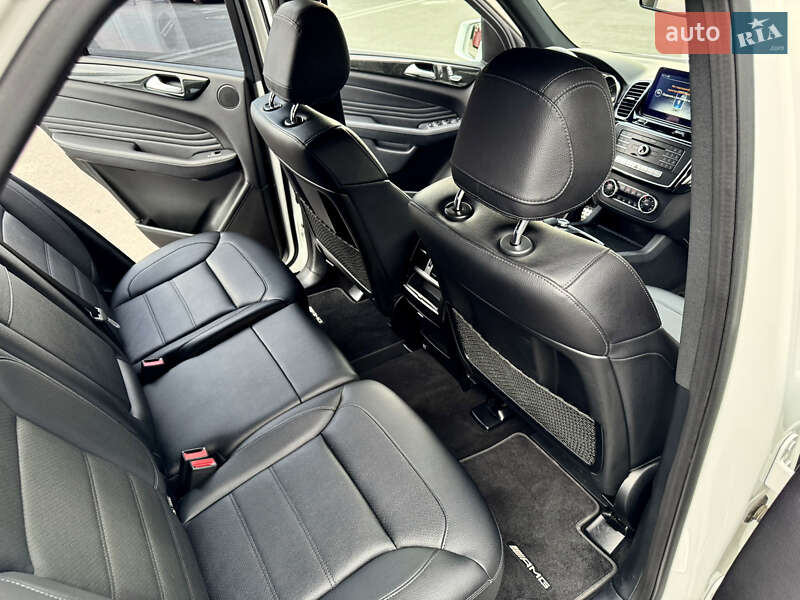 Внедорожник / Кроссовер Mercedes-Benz GLE-Class 2016 в Киеве