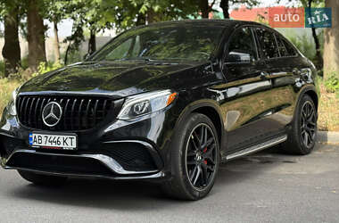 Внедорожник / Кроссовер Mercedes-Benz GLE-Class 2016 в 