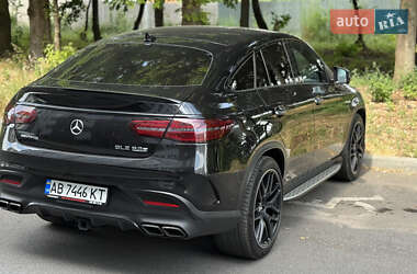 Внедорожник / Кроссовер Mercedes-Benz GLE-Class 2016 в 