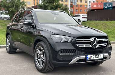 Внедорожник / Кроссовер Mercedes-Benz GLE-Class 2019 в 