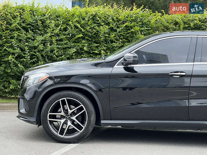 Внедорожник / Кроссовер Mercedes-Benz GLE-Class 2016 в Киеве