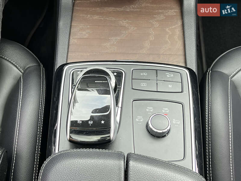 Внедорожник / Кроссовер Mercedes-Benz GLE-Class 2016 в Киеве