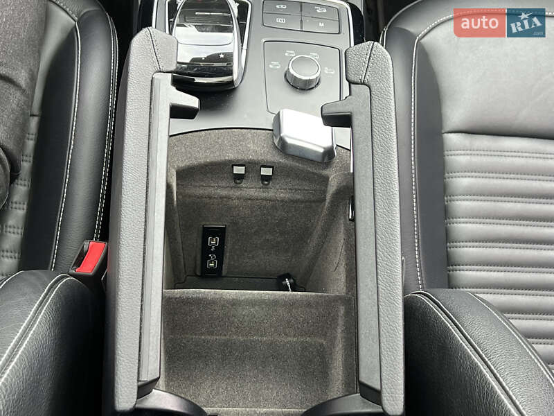 Внедорожник / Кроссовер Mercedes-Benz GLE-Class 2016 в Киеве