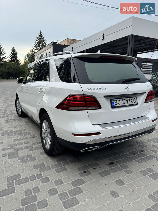 Внедорожник / Кроссовер Mercedes-Benz GLE-Class 2015 в Тернополе