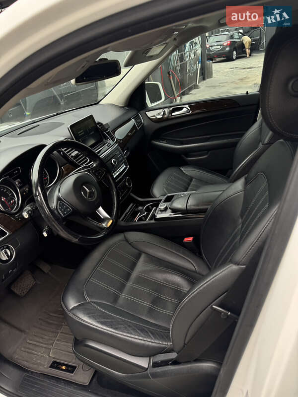 Внедорожник / Кроссовер Mercedes-Benz GLE-Class 2015 в Тернополе