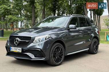 Позашляховик / Кросовер Mercedes-Benz GLE-Class 2016 в 