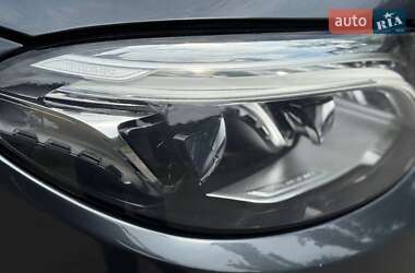 Позашляховик / Кросовер Mercedes-Benz GLE-Class 2016 в 