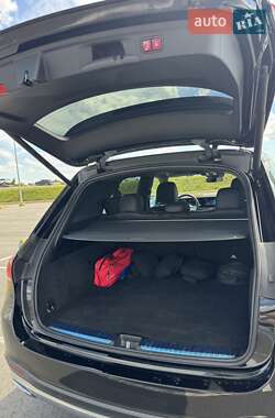 Внедорожник / Кроссовер Mercedes-Benz GLE-Class 2021 в 