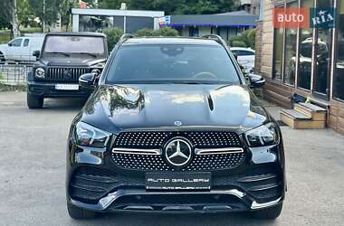 Внедорожник / Кроссовер Mercedes-Benz GLE-Class 2019 в 