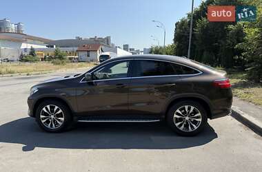 Внедорожник / Кроссовер Mercedes-Benz GLE-Class 2016 в 