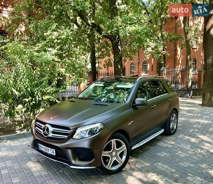 Внедорожник / Кроссовер Mercedes-Benz GLE-Class 2015 в Одессе