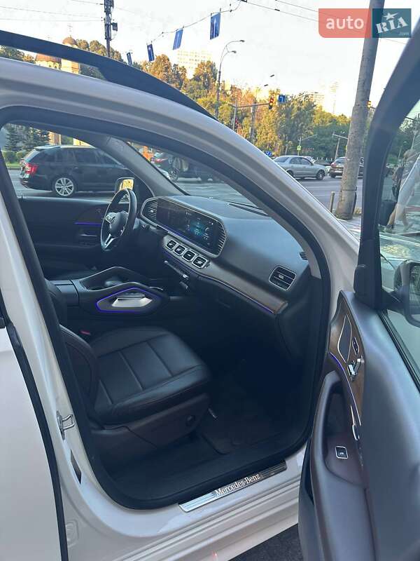 Внедорожник / Кроссовер Mercedes-Benz GLE-Class 2019 в Киеве фото 6 Внедорожник / Кроссовер Mercedes-Benz GLE-Class 2019 в Киеве