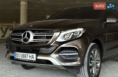 Внедорожник / Кроссовер Mercedes-Benz GLE-Class 2016 в 