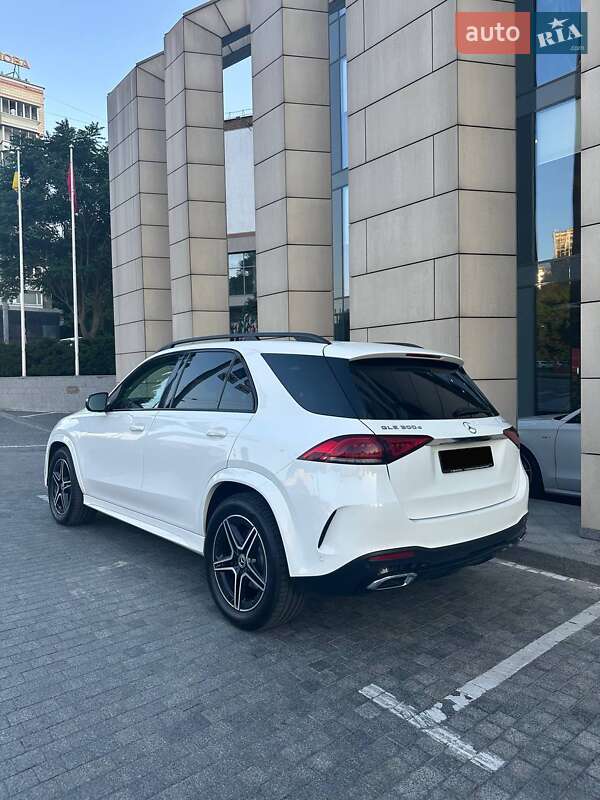 Внедорожник / Кроссовер Mercedes-Benz GLE-Class 2019 в Киеве фото 2 Внедорожник / Кроссовер Mercedes-Benz GLE-Class 2019 в Киеве