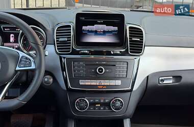 Внедорожник / Кроссовер Mercedes-Benz GLE-Class 2018 в 