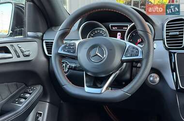 Внедорожник / Кроссовер Mercedes-Benz GLE-Class 2018 в 