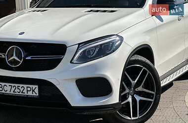 Внедорожник / Кроссовер Mercedes-Benz GLE-Class 2015 в 