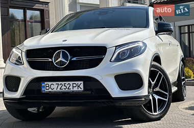 Внедорожник / Кроссовер Mercedes-Benz GLE-Class 2015 в 