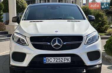 Внедорожник / Кроссовер Mercedes-Benz GLE-Class 2015 в 