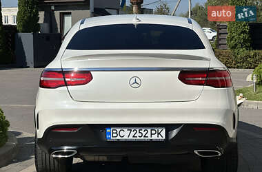 Внедорожник / Кроссовер Mercedes-Benz GLE-Class 2015 в 