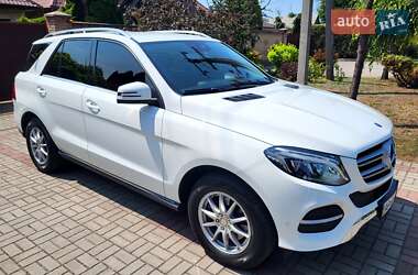 Внедорожник / Кроссовер Mercedes-Benz GLE-Class 2015 в 