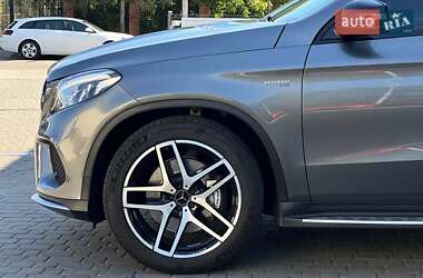Внедорожник / Кроссовер Mercedes-Benz GLE-Class 2017 в 
