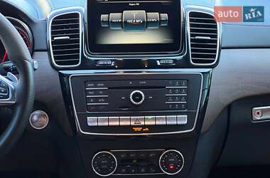 Внедорожник / Кроссовер Mercedes-Benz GLE-Class 2017 в 