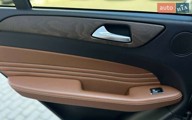 Внедорожник / Кроссовер Mercedes-Benz GLE-Class 2017 в Ивано-Франковске