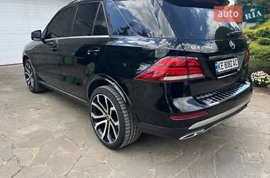 Внедорожник / Кроссовер Mercedes-Benz GLE-Class 2017 в 