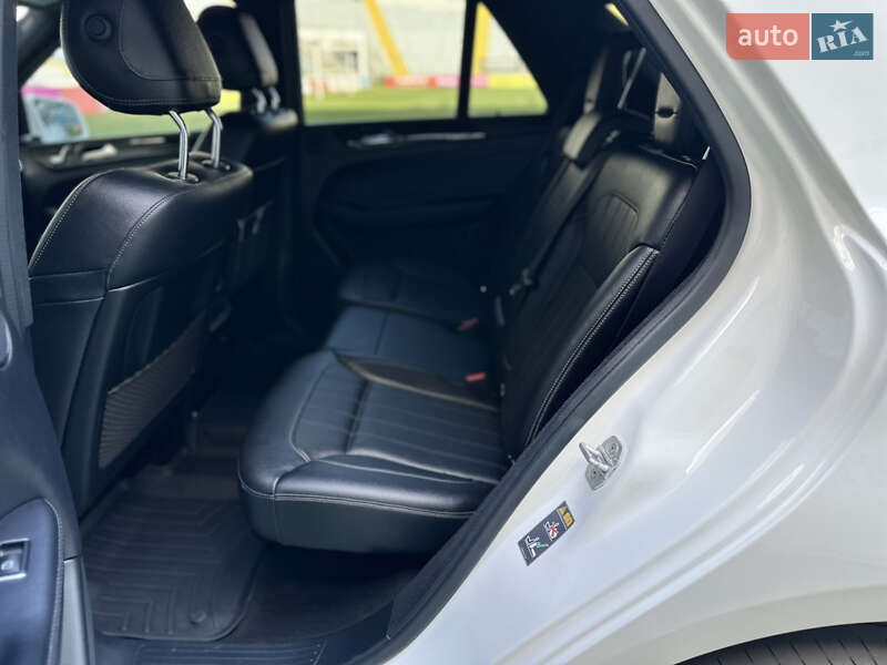 Внедорожник / Кроссовер Mercedes-Benz GLE-Class 2016 в Одессе фото 59 Внедорожник / Кроссовер Mercedes-Benz GLE-Class 2016 в Одессе