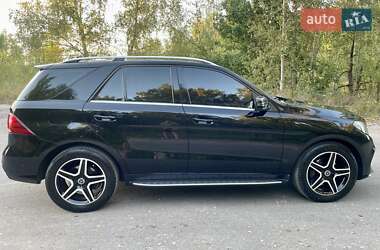 Внедорожник / Кроссовер Mercedes-Benz GLE-Class 2016 в Киеве