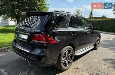 Внедорожник / Кроссовер Mercedes-Benz GLE-Class 2017 в 
