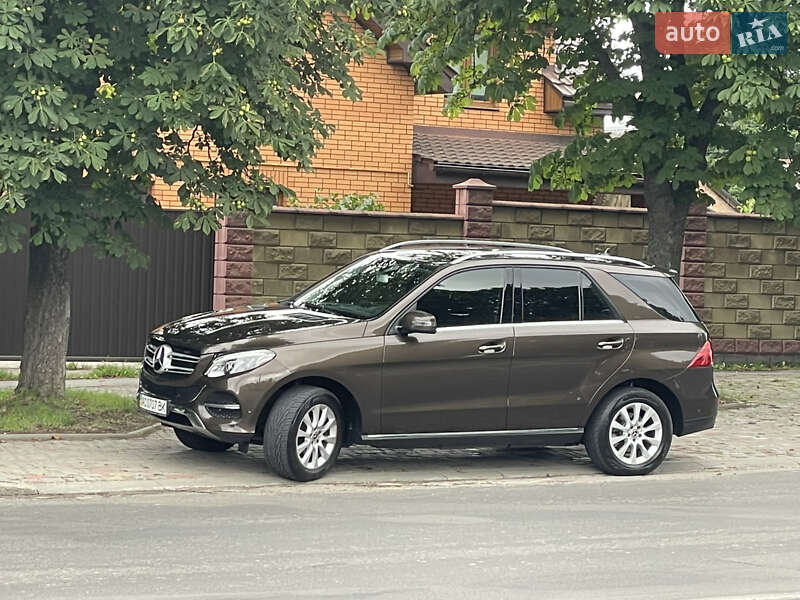 Внедорожник / Кроссовер Mercedes-Benz GLE-Class 2017 в Луцке