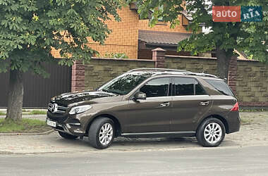 Внедорожник / Кроссовер Mercedes-Benz GLE-Class 2017 в 