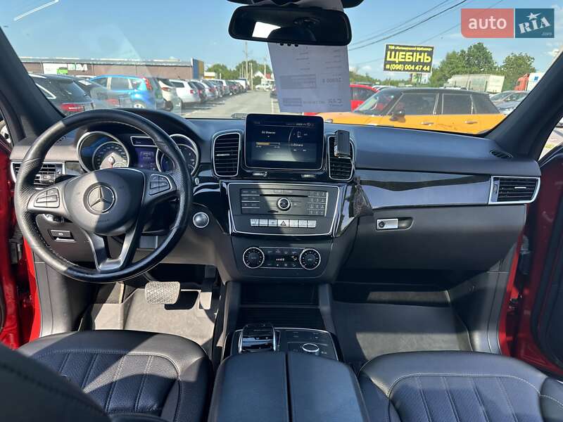 Внедорожник / Кроссовер Mercedes-Benz GLE-Class 2016 в Коростене