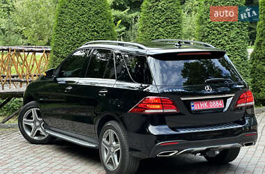 Внедорожник / Кроссовер Mercedes-Benz GLE-Class 2016 в 