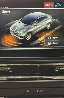 Позашляховик / Кросовер Mercedes-Benz GLE-Class 2015 в  фото 19 Позашляховик / Кросовер Mercedes-Benz GLE-Class 2015 в