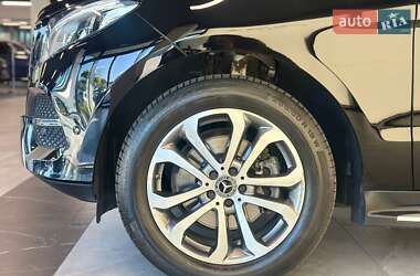 Внедорожник / Кроссовер Mercedes-Benz GLE-Class 2017 в 