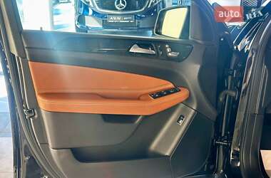 Внедорожник / Кроссовер Mercedes-Benz GLE-Class 2017 в 