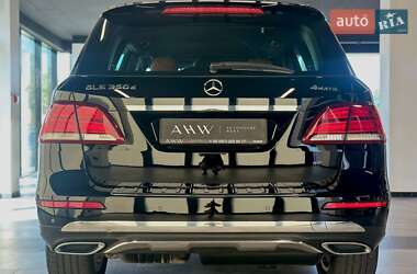 Внедорожник / Кроссовер Mercedes-Benz GLE-Class 2017 в 