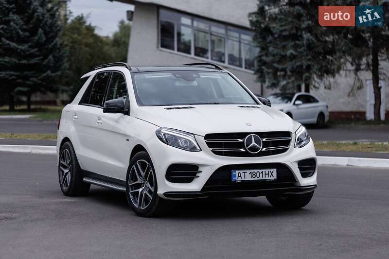 Внедорожник / Кроссовер Mercedes-Benz GLE-Class 2016 в Брошневе