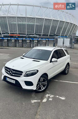 Внедорожник / Кроссовер Mercedes-Benz GLE-Class 2016 в 