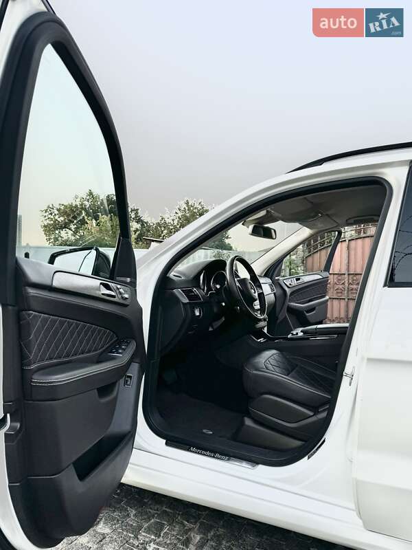 Позашляховик / Кросовер Mercedes-Benz GLE-Class 2017 в Києві фото 35 Позашляховик / Кросовер Mercedes-Benz GLE-Class 2017 в Києві